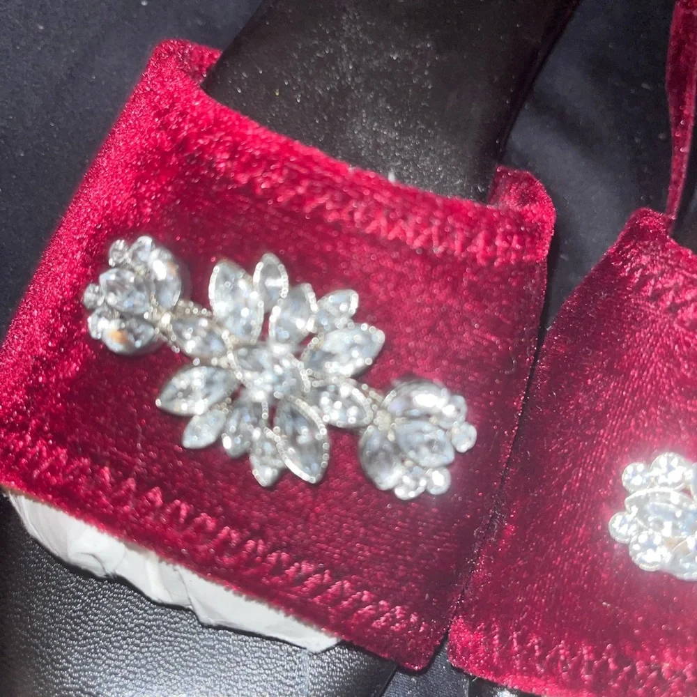 Velvet Embellished Slippers - Picture 4 of 4